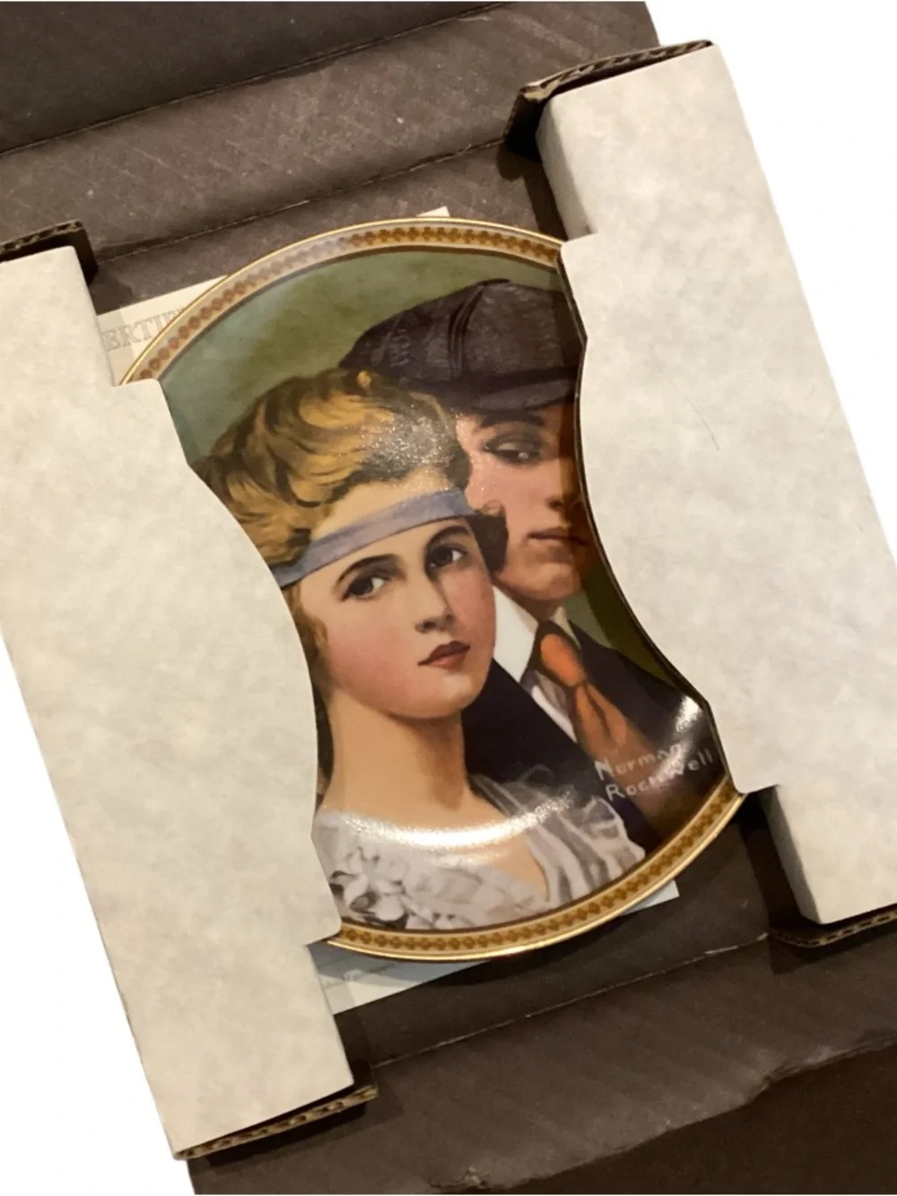 Knowles 1980’s Norman Rockwell Meeting on the Path Collectors Plate & Box